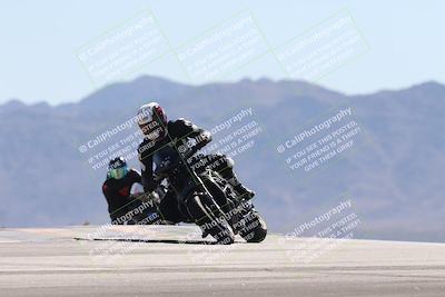 media/Oct-13-2025-Moto Forza (Mon) [[a66d839500]]/3-B Group/Session 4 (Turn 9)/